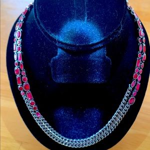 New Gunmetal Red and Pink Stone Necklace 💎